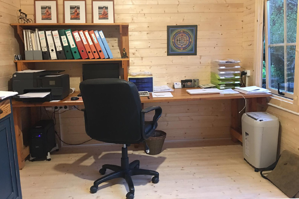 משרדים מעץ